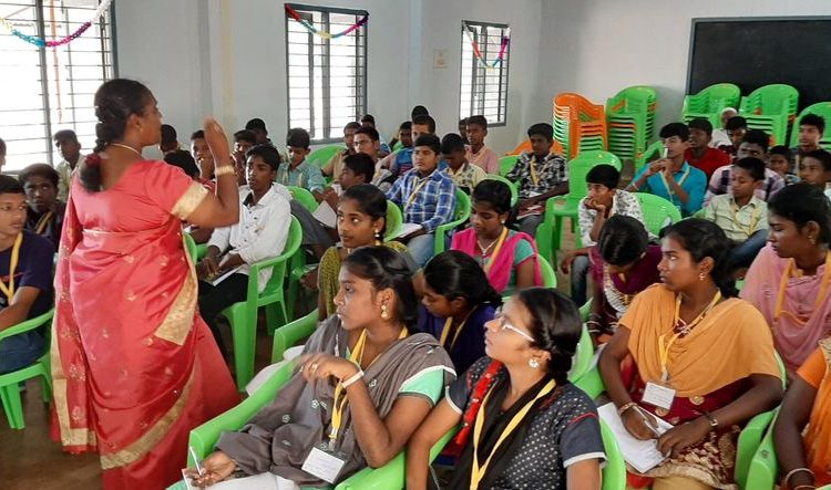  “இளம் அறிவியல் விஞ்ஞானி திட்ட பயிற்சி முகாம்” மூன்றாம் நாள்